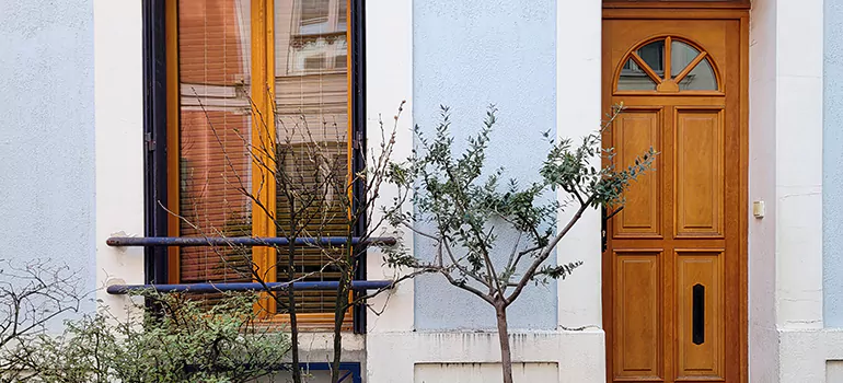 Residential Garage Doors Near Me in Pinewood, FL