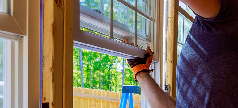 Home Window Repair in Pinewood, FL