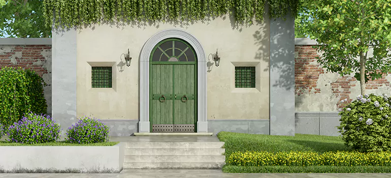 Weatherproof Screen Door in Pinewood, FL