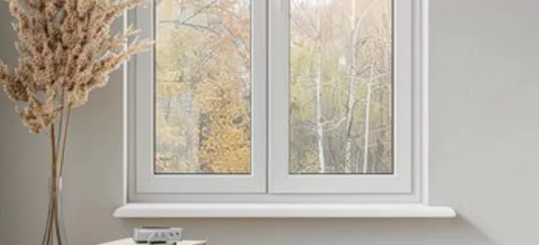 Vinyl Window Stool in Pinewood, FL